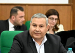 Scandal de corupție în administrația locală din Vaslui: Consilier județean și fiii săi, arestați pentru camătă și șantaj