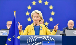 „Ceremonie” de arborare a steagului LGBT la Comisia Europeană. Ursula: Azi și în fiecare zi, sunt mândră să fiu alături de comunitatea LGBT