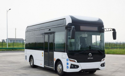 Microbuz electric, destinat transportului copiilor aflați în situații de risc