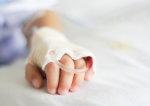 Caz șocant într-un spital din România! Un bebeluș de 7 luni a fost practic 'ciuruit' de cadrele medicale