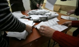 Se discută despre reluarea votului în localitatea cu cea mai incendiară luptă electorală: doi cetățeni ucraineni ar fi votat