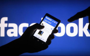 Femeia care poate pune la pământ Facebook: Dezvăluiri despre ce se întâmplă, cu adevărat, în cea mai importantă rețea de socializare