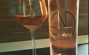 O cramă din Iași lansează un nou vin rose