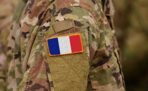  Militar francez găsit mort în camera unui hotel din București