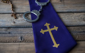 Raportul care zguduie Biserica Catolică: Cazurile de abuz sexual față de copii au fost mușamalizate pentru a apăra reputația Bisericii