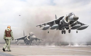 Rusia a schimbat tactica și a început să bombardeze bazele aeriene ucrainene, înainte de venirea avioanelor de vânătoare F-16
