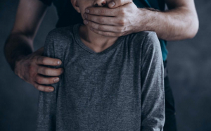 O rețea de traficanți de minori a fost anihilată la București