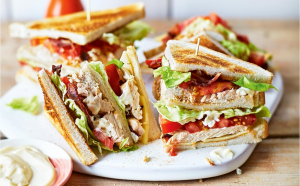Club Sandwich, cea mai gustoasă rețetă. Acum, îl poți prepara acasă rapid!