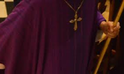 Italia, cinci români au primit 170.000 de euro de la un preot, filmat când întreţinea relaţii intime