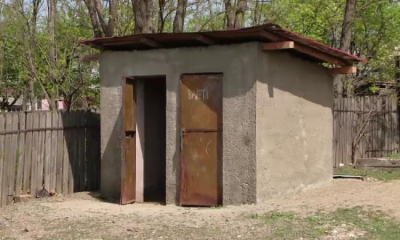 CJ Iaşi plătește 2 milioane de lei pentru a rezolva problema școlilor cu WC-ul în fundul curții