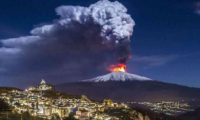Vulcanul Etna a erupt spectaculos