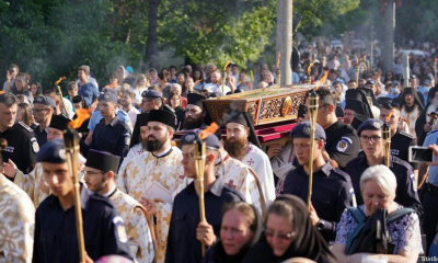 Mii de pelerini s-au închinat la racla Sfântului Ioan cel Nou de la Suceava