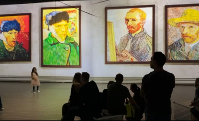  Ieșenii au dat năvală la un spectacol inedit Van Gogh