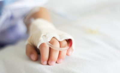 Caz șocant într-un spital din România! Un bebeluș de 7 luni a fost practic 'ciuruit' de cadrele medicale