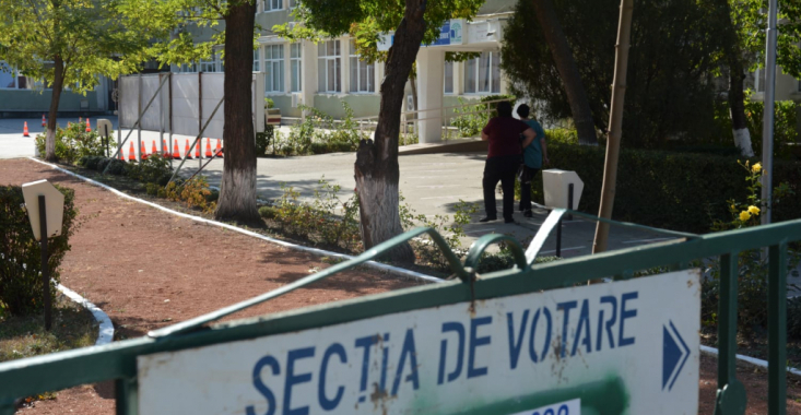 FOTO - Secții de votare pustii, la Iași