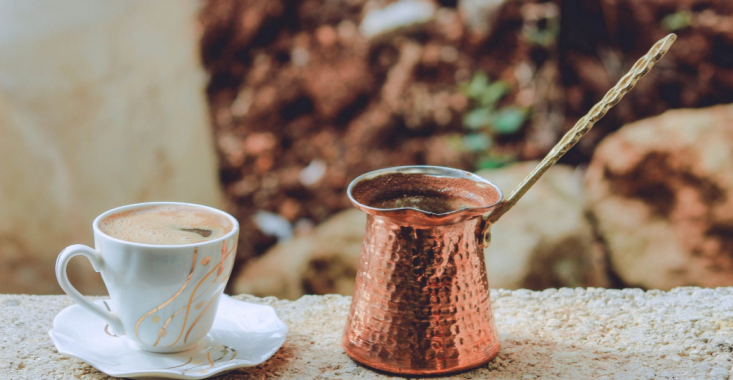Elixirul Orientului. Fascinația cafelei turcești