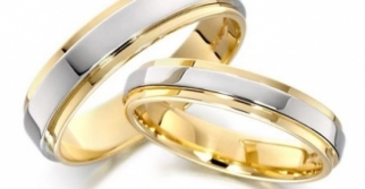 Viral: Acest barbat a ridicat foarte sus stacheta pentru cererile in casatorie