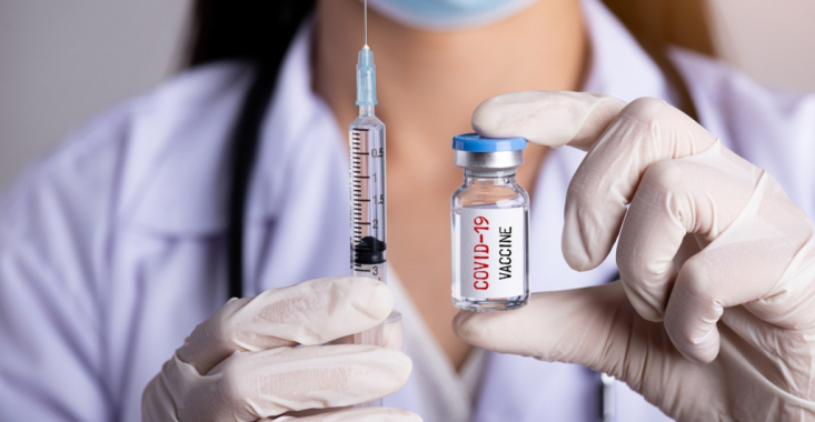  Vaccinul anti-COVID-19 va întârzia cel puţin un an!