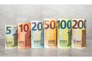 Euro poate trece de 4,95 lei, la începutul toamnei