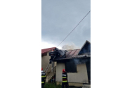 Incendiu la Neamț. Arde o magazie de la un centru pentru femei și copii