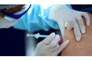 Medicii și asistentele din mai multe centre de vaccinare din țară sunt neplătiți de 3 luni