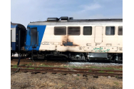 O locomotivă a luat foc în mers. Șase călători s-au evacuat înainte de sosirea salvatorilor