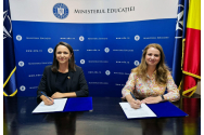 Programul FLEX ABROAD se va desfășura și în România după ce ministrul Educației, Ligia Deca, a semnat protocolul de colaborare