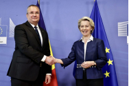 Marcel Ciolacu și Nicolae Ciucă o felicită pe Ursula von Der Leyen pentru recâștigarea mandatului de președinte al CE