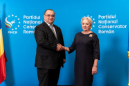 Viorica Dăncilă, atac fără precedent la adresa lui Ciolacu: În 2019, Ciolacu și-a trădat partidul și colegii când a dat jos guvernul PSD