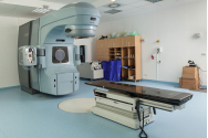 Aparatură de ultimă generaţie pentru diagnosticarea şi tratarea pacienţilor oncologici