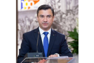 Primarul municipiului Iaşi avertizează că şcolile din oraş vor fi închise, iar circulaţia maşinilor va fi limitată, dacă vor fi căderi abundente de zăpadă