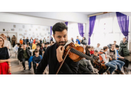 Unul dintre marii violoniști ai lumii cutreieră școlile Iașului cu un Stradivarius