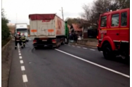  Accident grav la Cluj. Un camion a intrat într-o casă