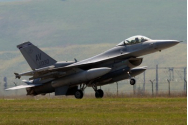 Romania a primit inca doua F-16. Tara noastra ajunge la 16 avioane de vanatoare F-16