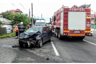 Accident în Giurgiu. O autocisternă bulgărească încărcată cu sodă caustică s-a răsturnat