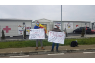 Protest la Spitalul mobil de la Leţcani