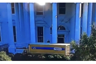 La Casa Albă a fost zărit un camion pentru mutări: imaginea, viral pe rețelele de socializare