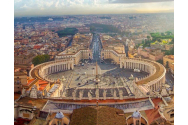 Vaticanul își redeschide muzeele
