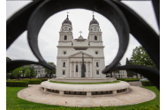 Mitropolia Moldovei şi Bucovinei a initiat o strangere de fonduri pentru reconstrucţia unei biserici din Botoşani care a ars aproape complet