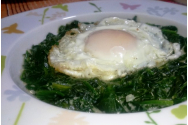 FOTO/VIDEO - Mâncare de spanac cu ou
