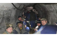 Minerii din Crucea continuă greva, blocați în subteran