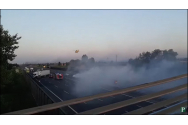 Atac armat asupra unei mașini blindate pe o autostradă din Italia. Hoții au pus cuie pe șosea și au incendiat mai multe mașini