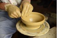 Astăzi debutează o nouă ediţie a Târgul național de ceramică tradițională „Cucuteni 5000”