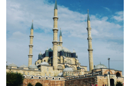 Povestea Moscheei Selimiye din oraşul Edirne, una dintre capodoperele istoriei arhitecturale turco-otomane şi mondiale. Monument UNESCO