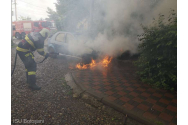 Un autoturism a luat foc pe o stradă din Dorohoi