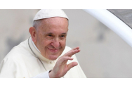 Papa Francisc, externat de la Spitalul Universitar Gemelli din Roma, în urma unei operaţii de extirpare a unei părţi a colonului