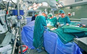 Peste 500 de moldoveni așteaptă un rinichi