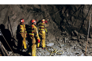 Rusia: Un mort şi zeci de mineri blocaţi în subteran după izbucnirea unui incendiu într-o mină de cărbune