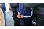 Mandate de arestare pentru doi tineri criminali din Botoșani