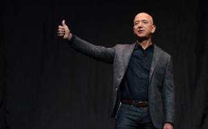Jeff Bezos vrea să descopere secretul tinereții veșnice. El a investit 3 de miliarde de dolari într-o afacere cu medicamente antiageing